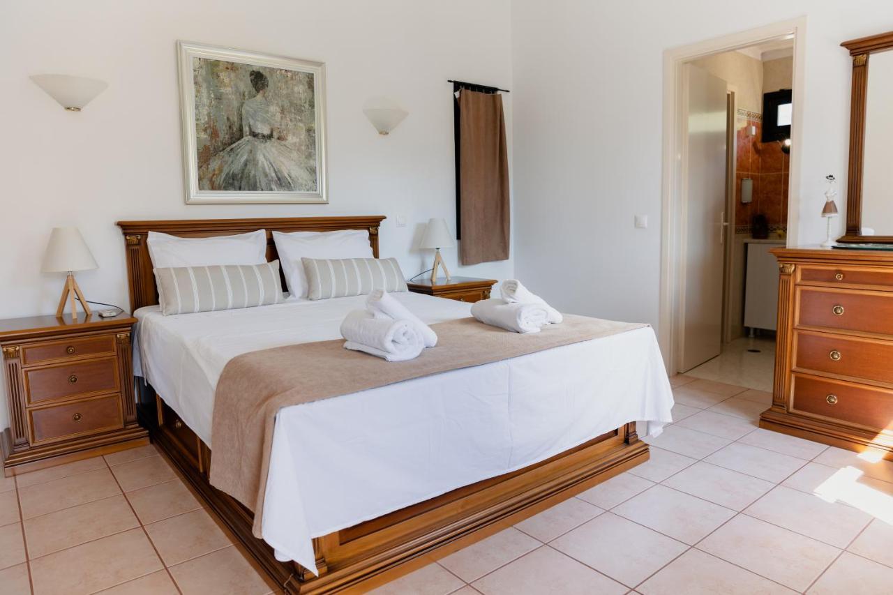 Kouvelia Country Home Luxury Villa Rental Nerotriviá Esterno foto