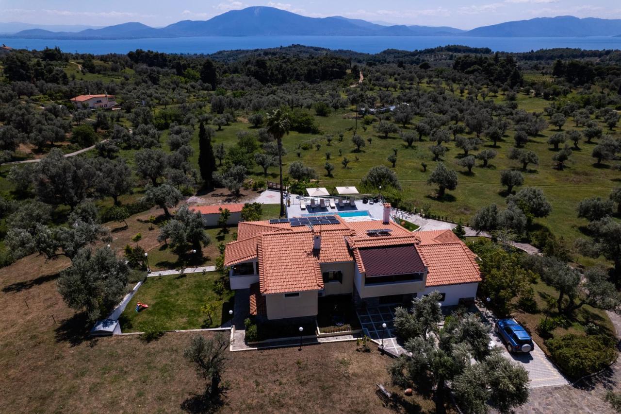 Kouvelia Country Home Luxury Villa Rental Nerotriviá Esterno foto